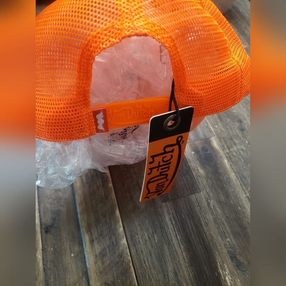 Von Dutch Orange Velvet Trucker Hat - Picture 5 of 12